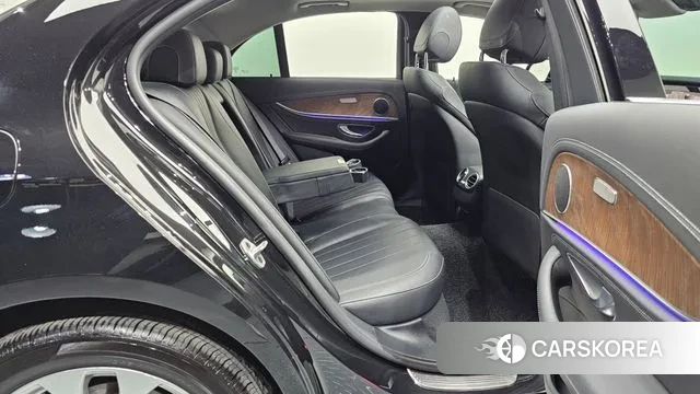 Mercedes-Benz E-Class W213 2020 Черный из Кореи, фото 3