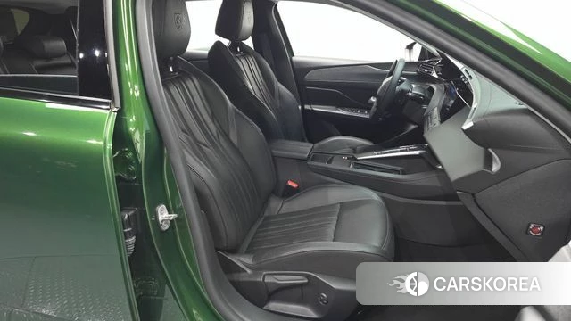 Peugeot 308 Third generation 2023 Зеленый из Кореи, фото 3