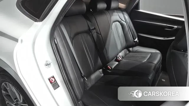 Hyundai Sonata (DN8) 2022 Белый из Кореи, фото 3