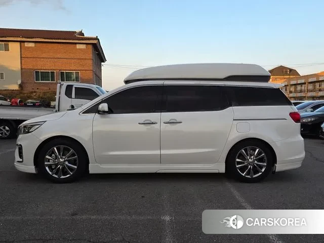 Kia The New Carnival 2019 Белый из Кореи, фото 3