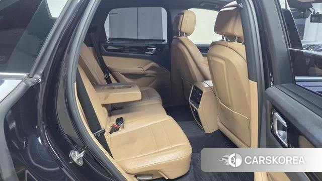 Porsche Cayenne (PO536) 2019 Черный из Кореи, фото 3