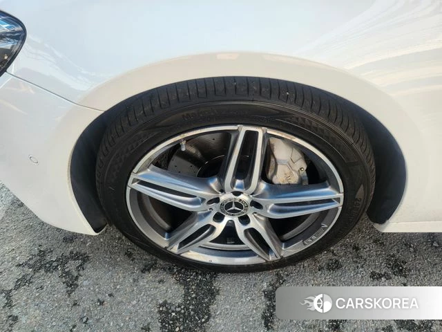 Mercedes-Benz E-Class W213 2019 Белый из Кореи, фото 3