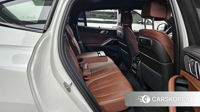 BMW X6 (G06) 2024 Белый из Кореи, фото 3