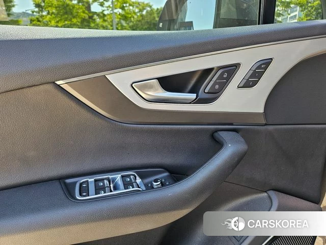 Audi Q7 (4M) 2019 Серый из Кореи, фото 3