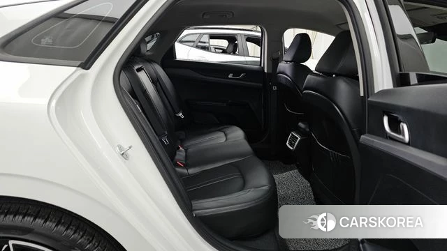 Kia K5 3rd generation 2023 Белый из Кореи, фото 3