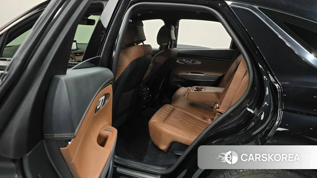 Genesis GV70 2021 Черный из Кореи, фото 3
