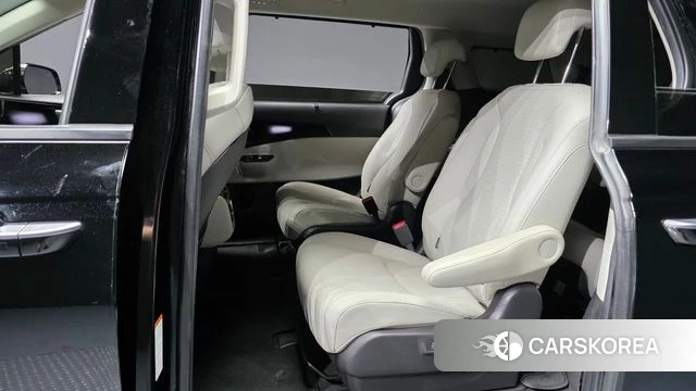 Kia Carnival 4th generation 2020 Черный из Кореи, фото 3
