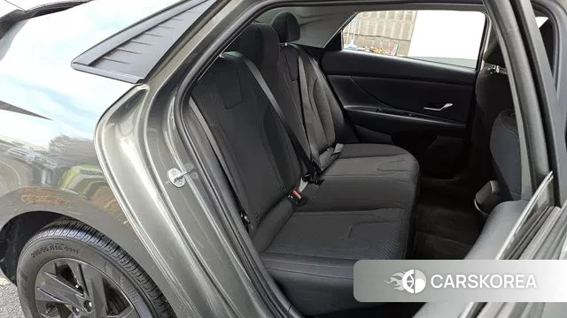 Hyundai Avante Hybrid (CN7) 2021 Серый из Кореи, фото 3