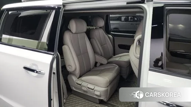 Kia The New Carnival 2018 Белый из Кореи, фото 3