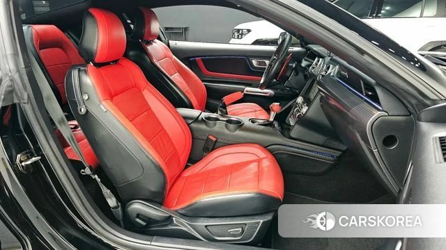 Ford Mustang 2019 Черный из Кореи, фото 3