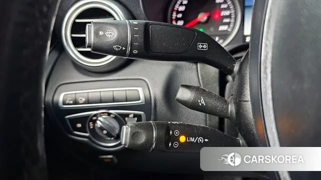 Mercedes-Benz GLC-Class X253 2019 Белый из Кореи, фото 3