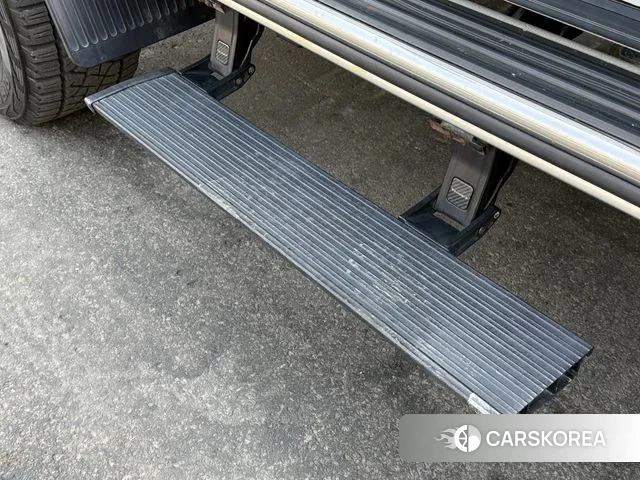 Mercedes-Benz G-Class W463 2018 Белый из Кореи, фото 3