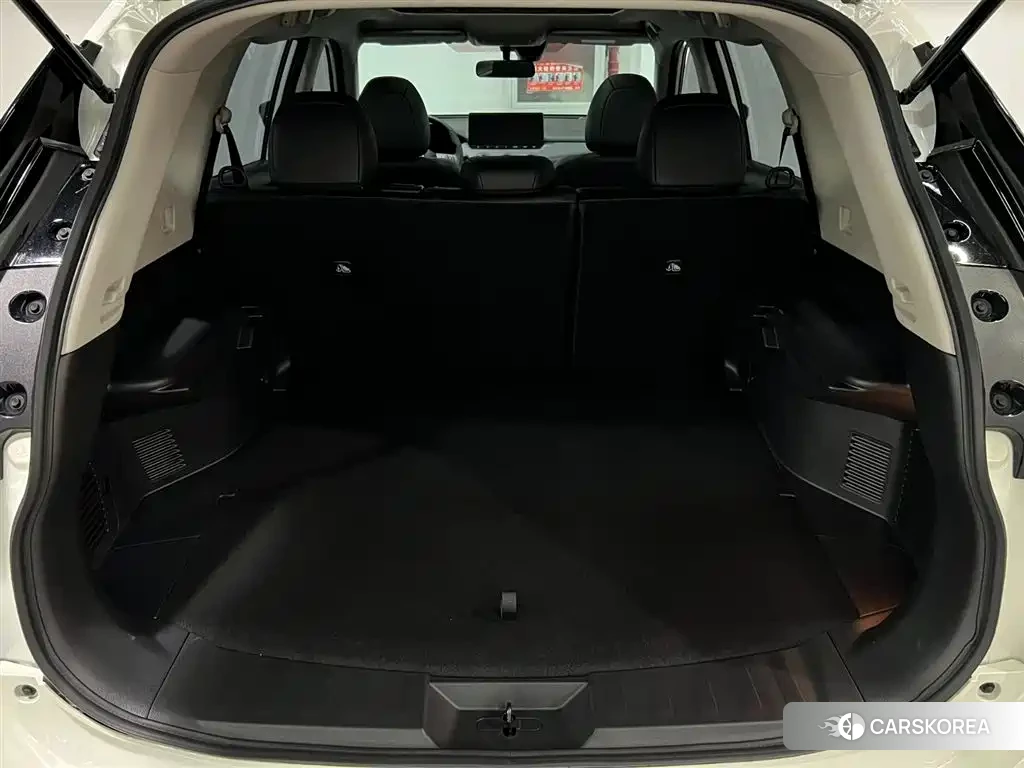 Nissan X-Trail 2025 Белый из Китая, фото 5