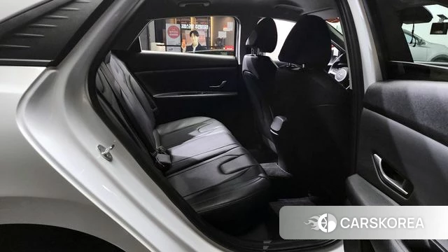 Hyundai Avante (CN7) 2023 Белый из Кореи, фото 3