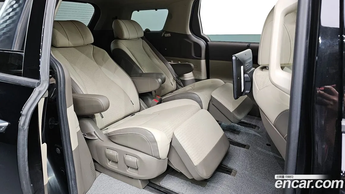 Kia Carnival 4th generation 2021 Черный из Кореи, фото 3