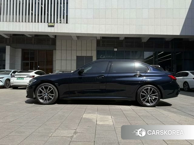 BMW 3 series 2021 Черный из Китая, фото 3