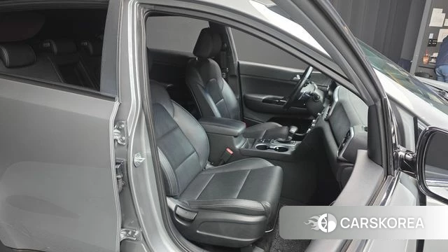 Kia Sportage The Bold 2018 Серебряный из Кореи, фото 3