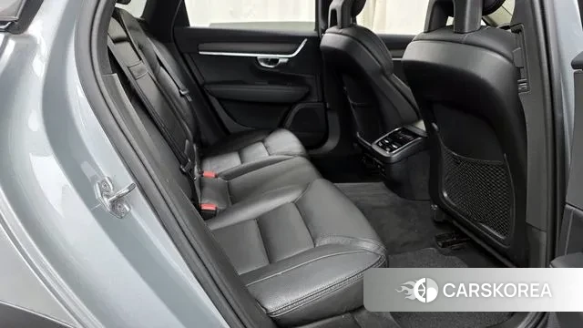 Volvo V90 Cross-Country 2018 Цвет галактики из Кореи, фото 3