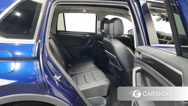 Volkswagen Tiguan second Generation 2018 Синий из Кореи, фото 3