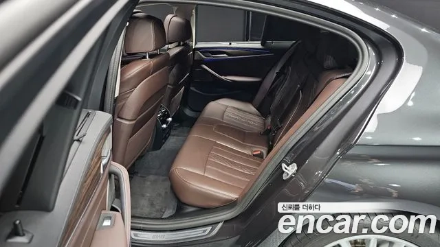 BMW 5 Series (G30) 2023 Серый из Кореи, фото 3