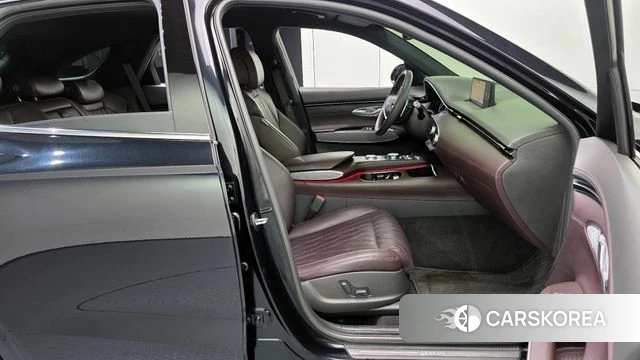 Genesis GV70 2021 Черный из Кореи, фото 3