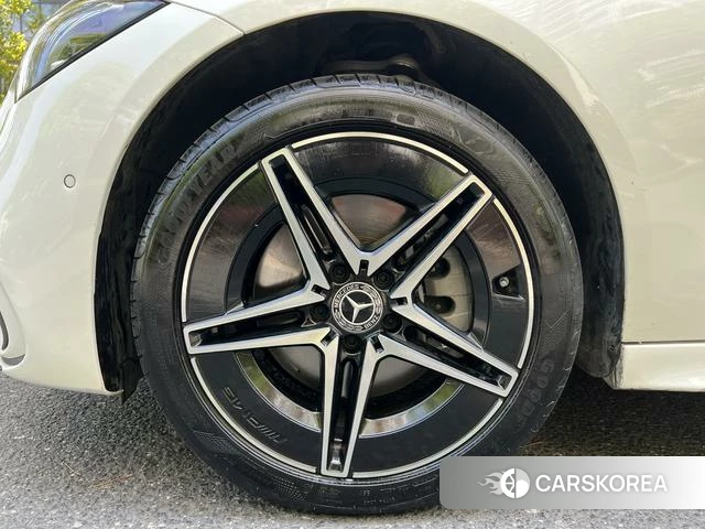 Mercedes-Benz Class C 2025 Белый из Китая, фото 3