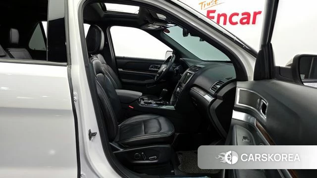Ford Explorer 2018 Белый из Кореи, фото 3