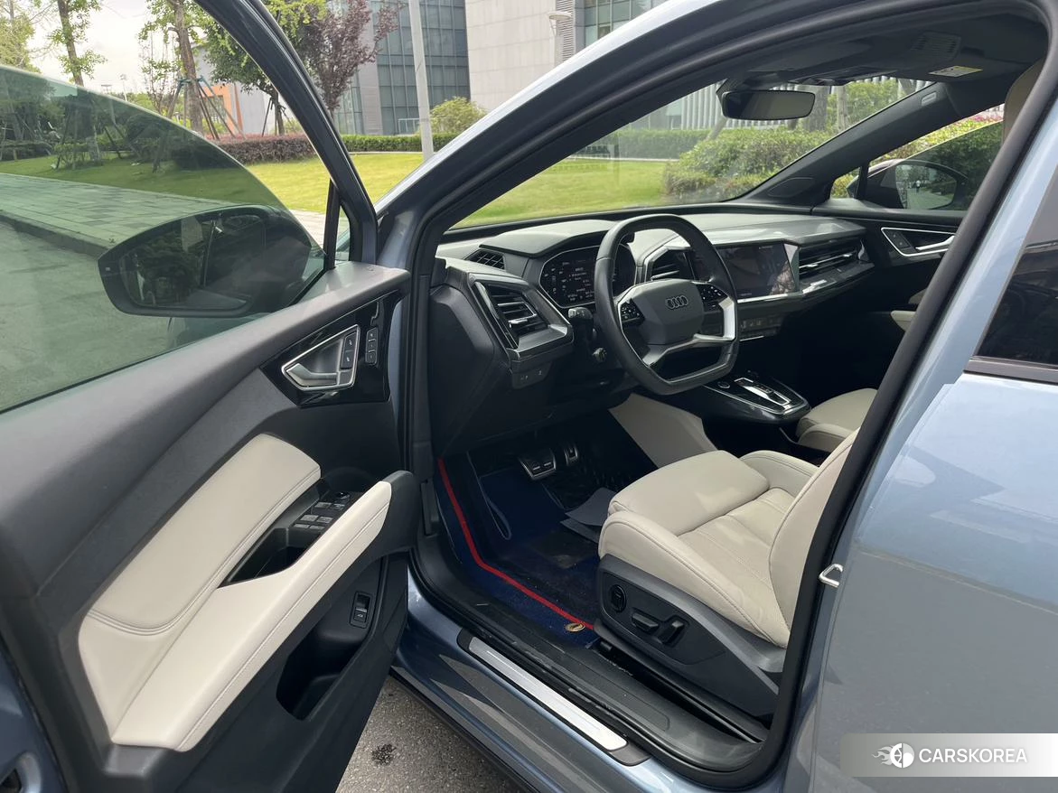 Audi Q4 2022 Синий из Китая, фото 3