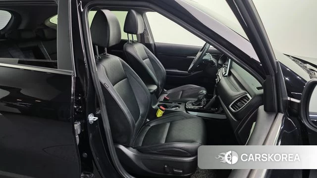 Kia Seltos 2022 Черный из Кореи, фото 3