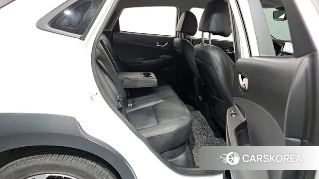 Hyundai The New Kona 2022 Белый из Кореи, фото 3