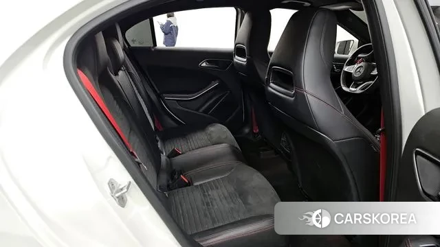 Mercedes-Benz A-Class W176 2018 Белый из Кореи, фото 3