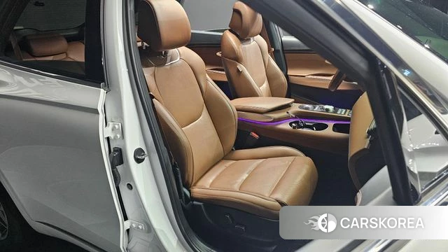 Genesis GV70 2021 Белый из Кореи, фото 3