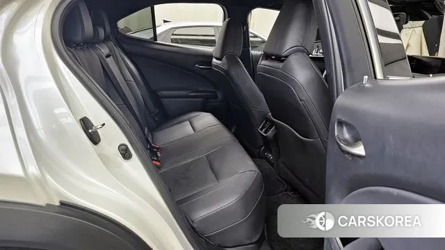 Lexus UX300e 2022 Белый из Кореи, фото 3