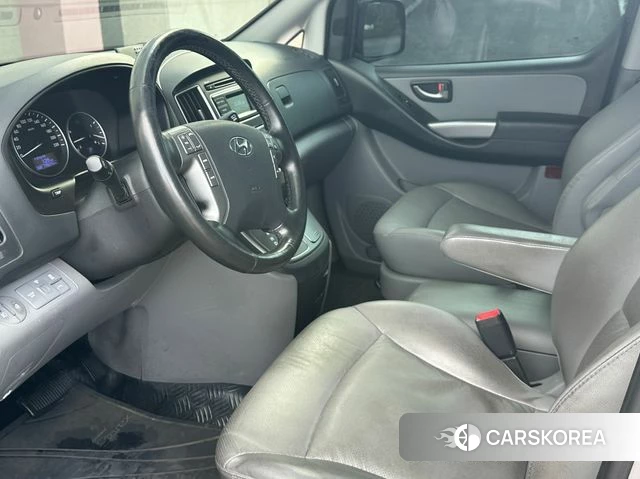 Hyundai The New Grand Starex 2019 Серебристо-серый из Кореи, фото 3