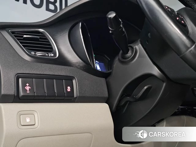 Kia The New Carnival 2019 Белый из Кореи, фото 3