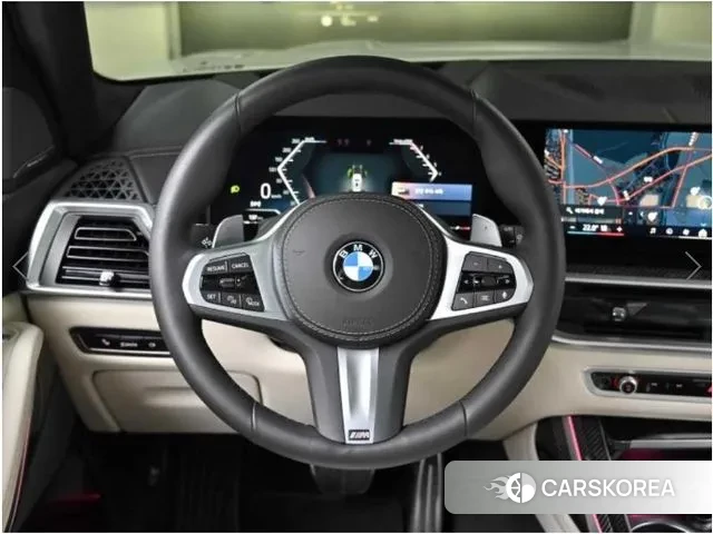 BMW X7 (G07) 2025 Белый из Кореи, фото 3