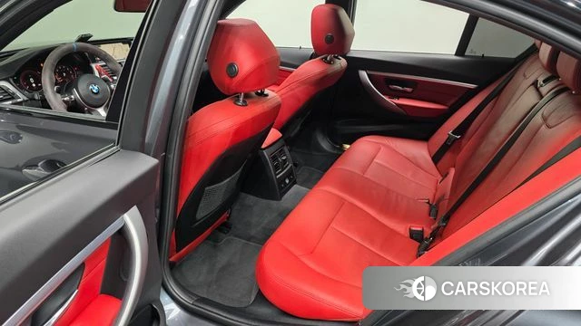 BMW 3 Series (F30) 2018 Серый из Кореи, фото 3