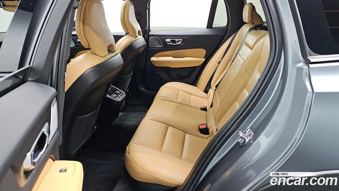 Volvo V60 Cross-Country 2nd Generation 2019 из Кореи, фото 3