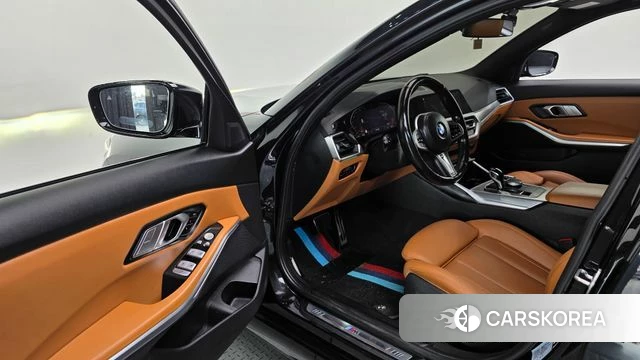 BMW 3 Series (G20) 2022 Черный из Кореи, фото 3