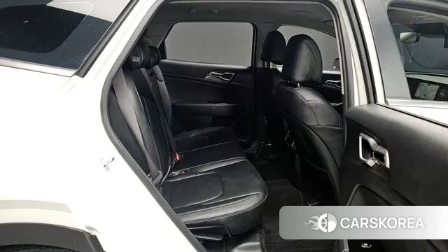 Kia Sportage 5th Generation 2023 Белый из Кореи, фото 3