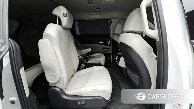 Kia Carnival 4th generation 2022 Белый из Кореи, фото 3