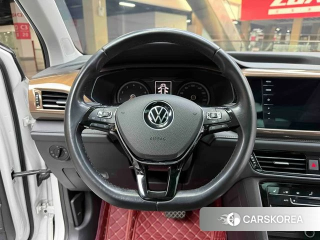 Volkswagen Tuyue 2022 Белый из Китая, фото 3