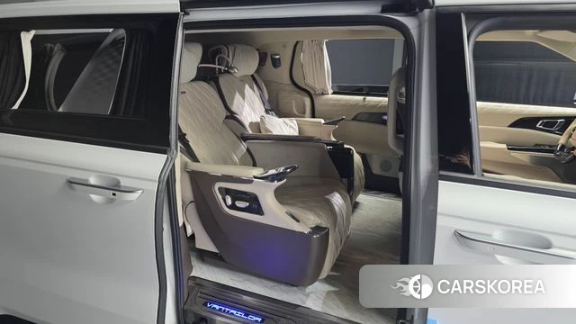 Kia Carnival 4th generation 2023 Белый из Кореи, фото 3