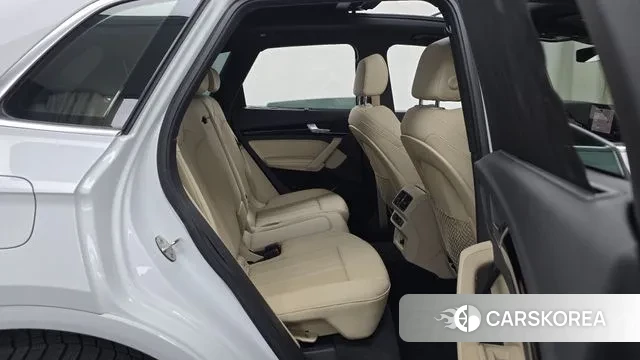 Audi Q5 (FY) 2021 Белый из Кореи, фото 3