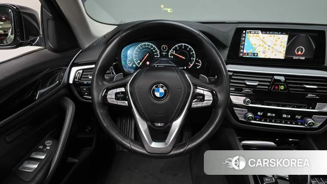 BMW 5 Series (G30) 2019 Черный из Кореи, фото 3