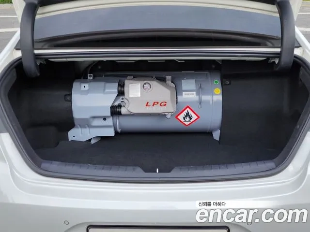 Hyundai Sonata New Rise 2018 Белый из Кореи, фото 3