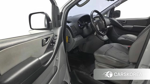 Hyundai The New Grand Starex 2019 Серебристо-серый из Кореи, фото 3