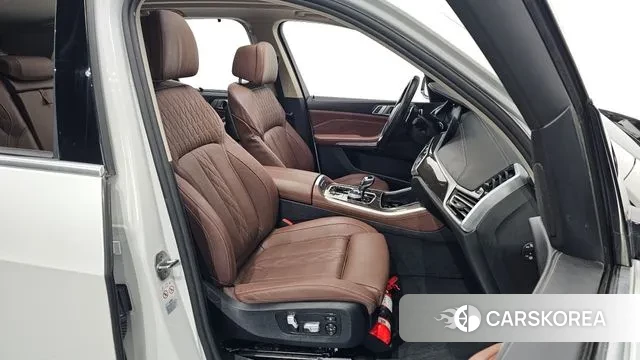 BMW X5 (G05) 2022 Белый из Кореи, фото 3