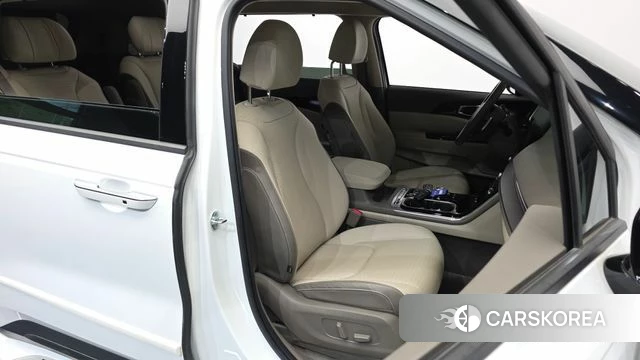 Kia Carnival 4th generation 2022 Белый из Кореи, фото 3