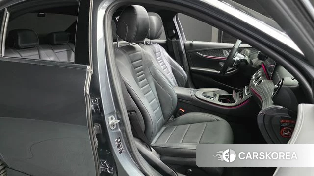 Mercedes-Benz E-Class W213 2022 Серый из Кореи, фото 3